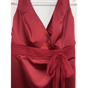 Holiday Teen/Petite Y2K bow Red V-Neck dress, wedding, winter formal/party Dress